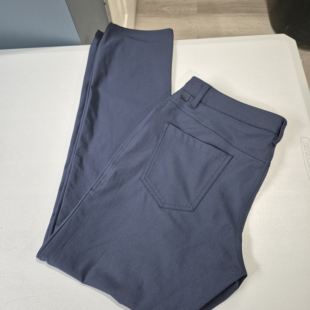 Lululemon ABC Classic Pants Mens 32x31 Navy Blue Performance Trouser Golf Office